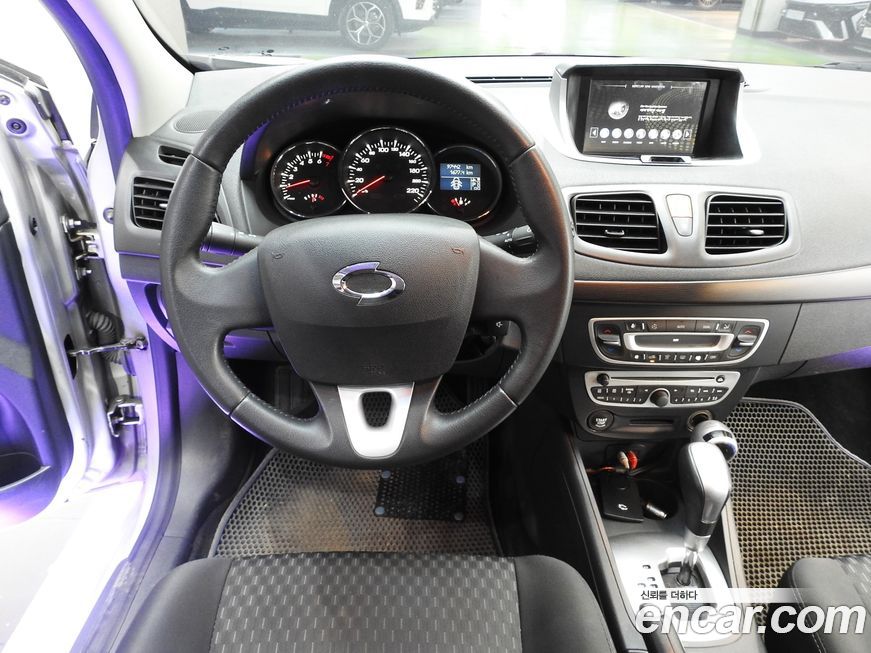 Renault-KoreaSamsung SM3 2010