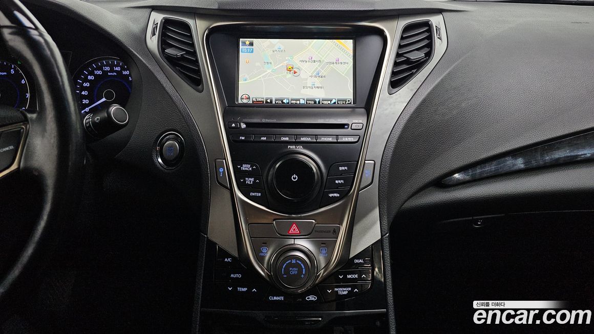 Hyundai Grandeur 2012