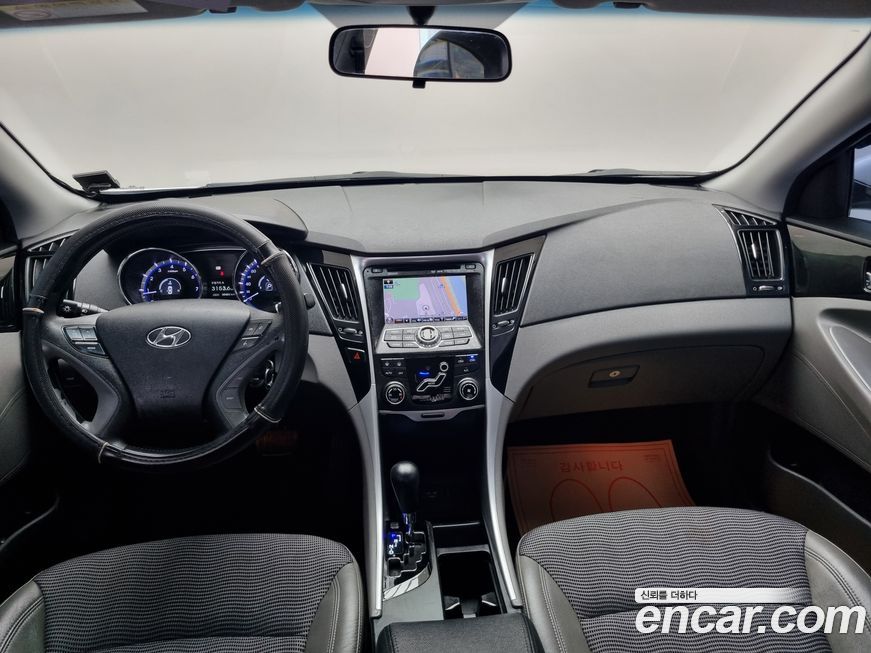 Hyundai Sonata 2010