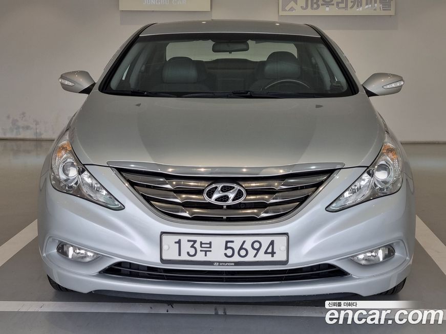Hyundai Sonata 2010