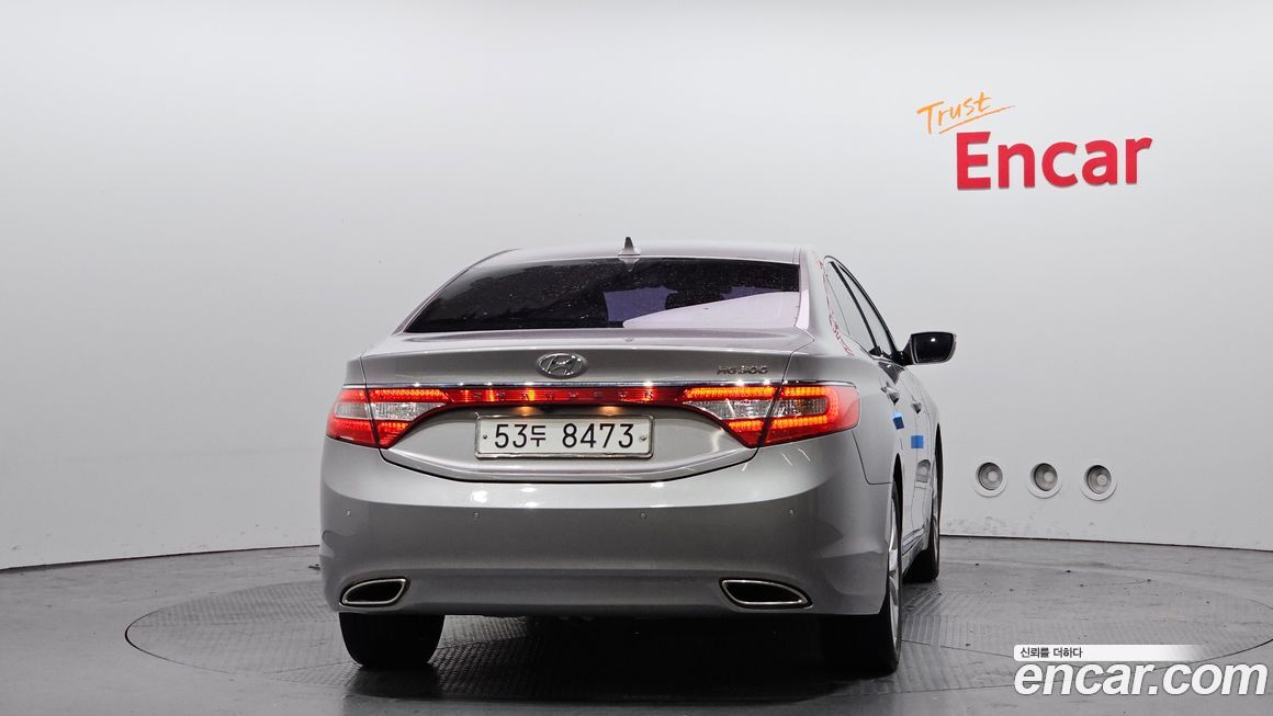 Hyundai Grandeur 2012