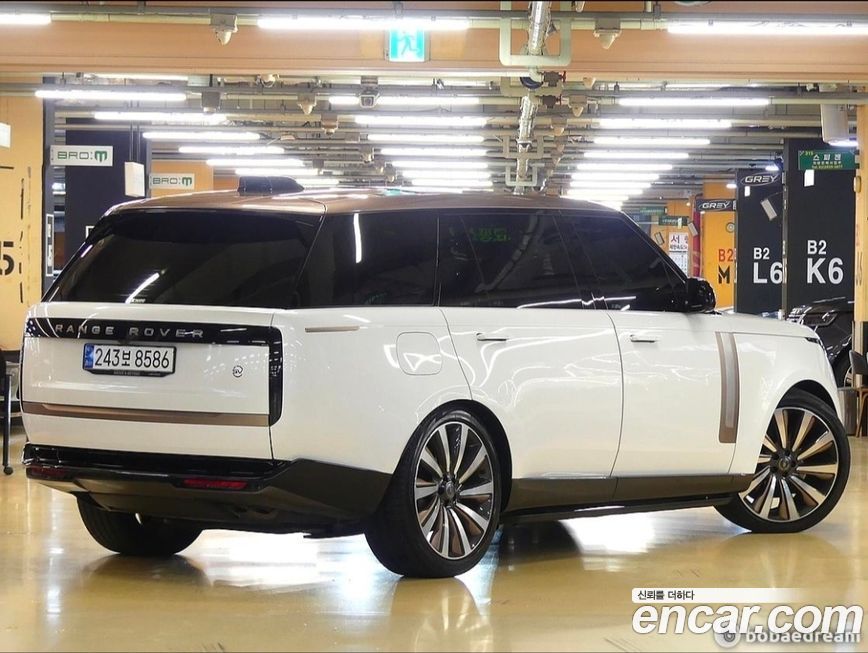Land Rover Range Rover 2023