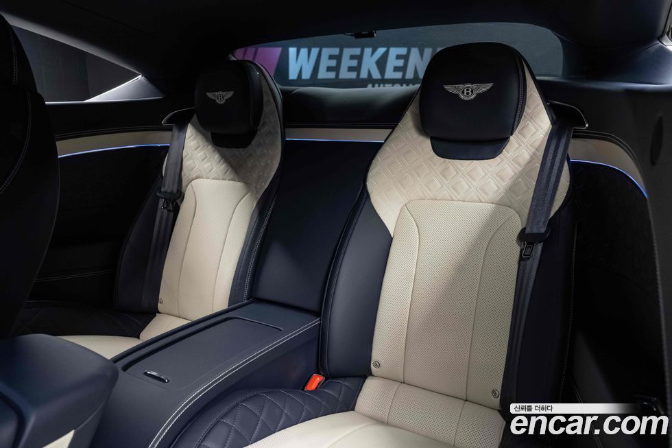 Bentley Continental 2023