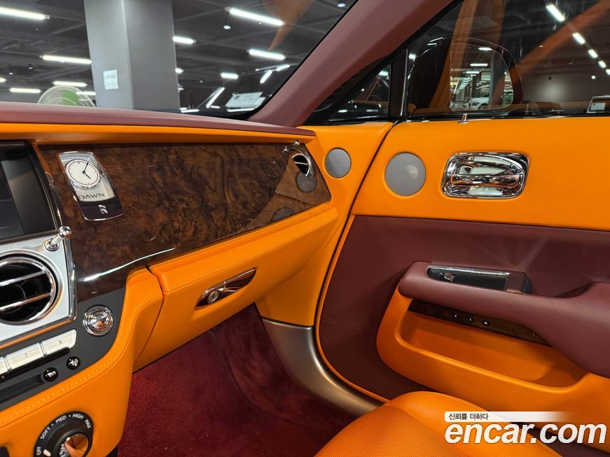 Rolls-Royce Dawn 2018