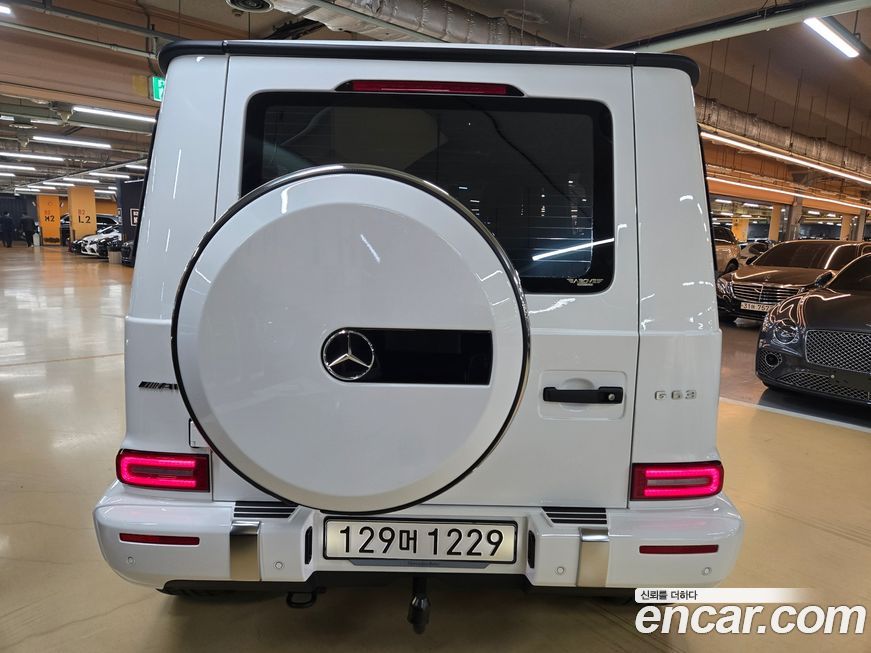 Mercedes-Benz G-Class 2024