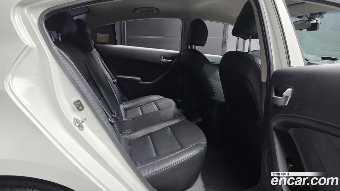 Kia K3 2015