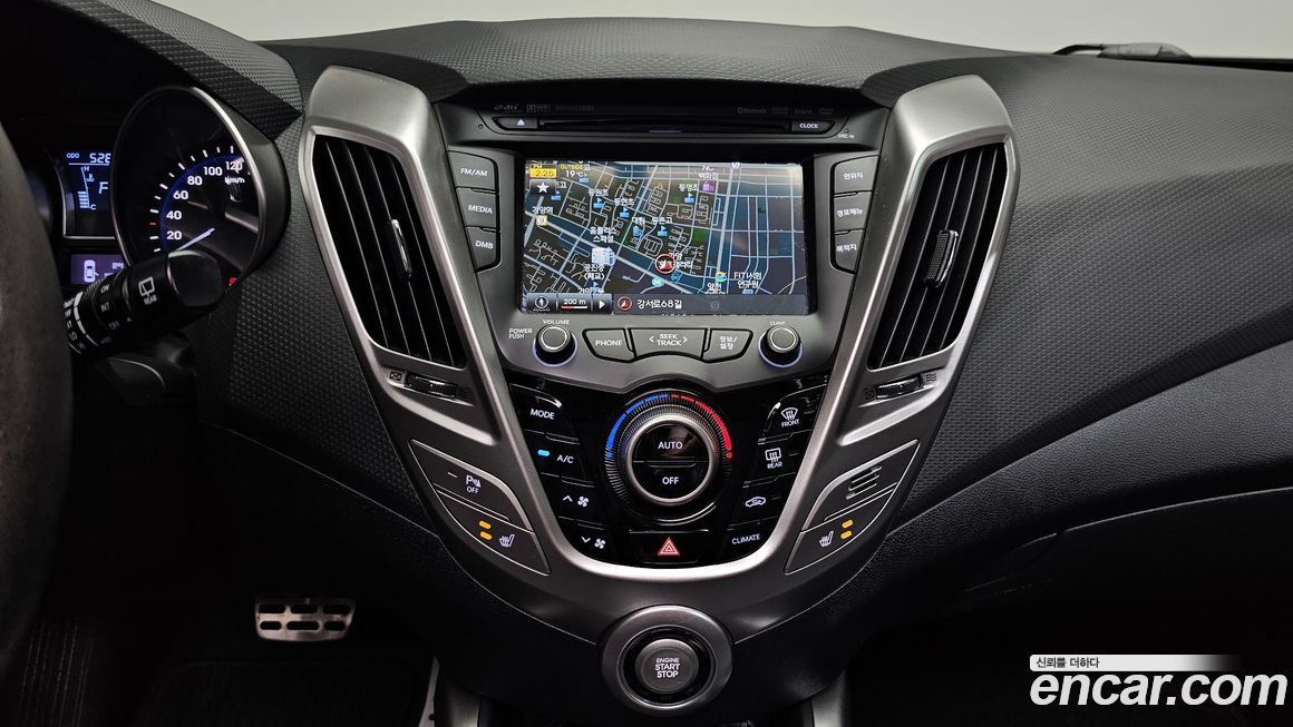 Hyundai Veloster 2012