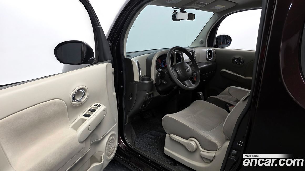 Nissan Cube 2011
