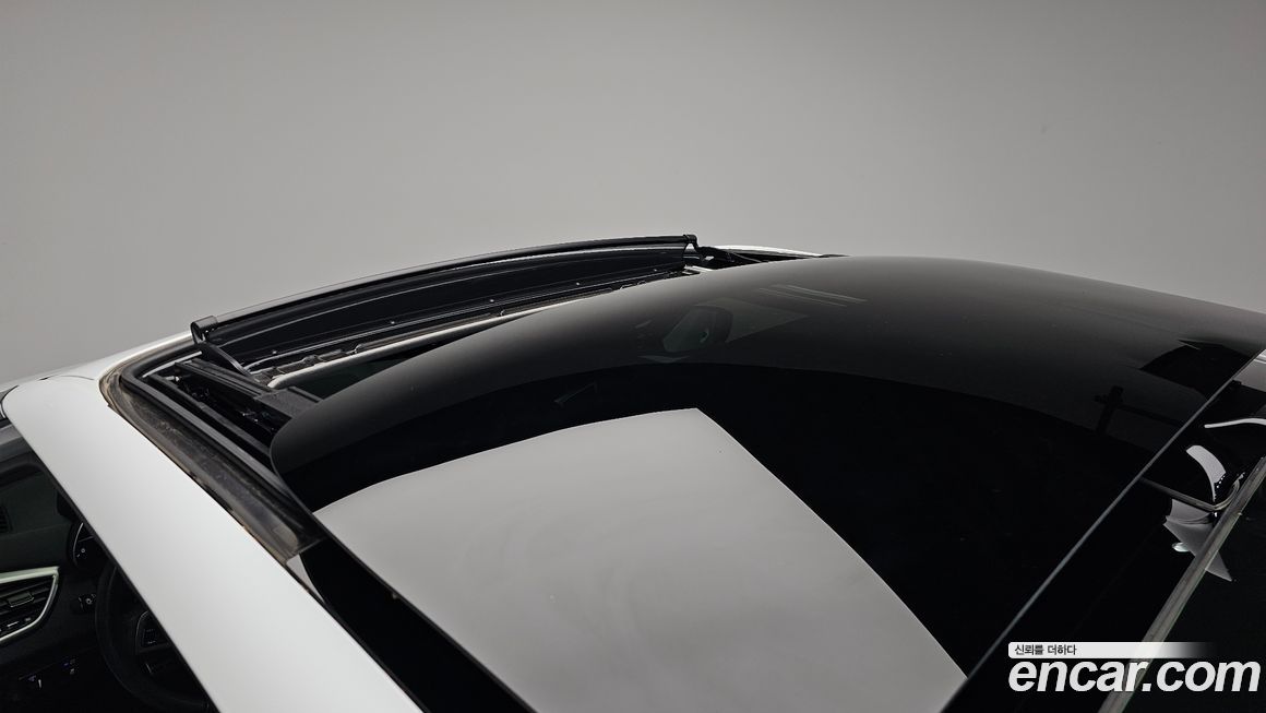 Hyundai Veloster 2012