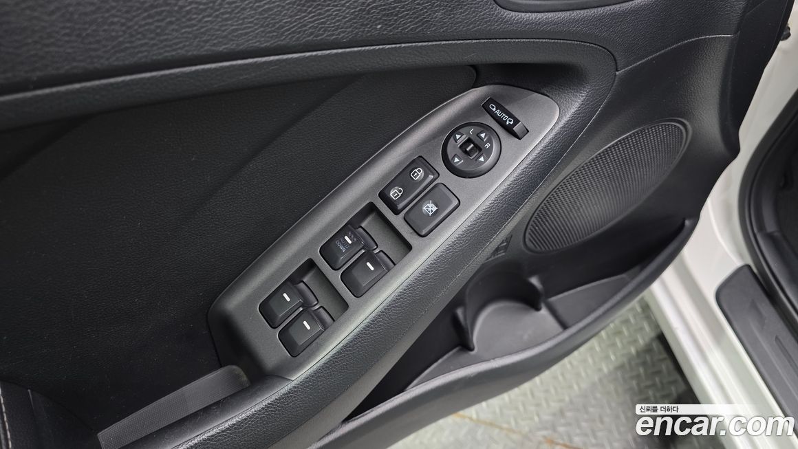 Kia K3 2015