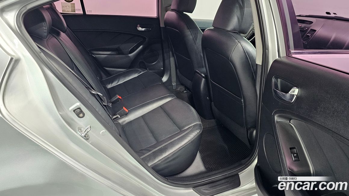 Kia K3 2013