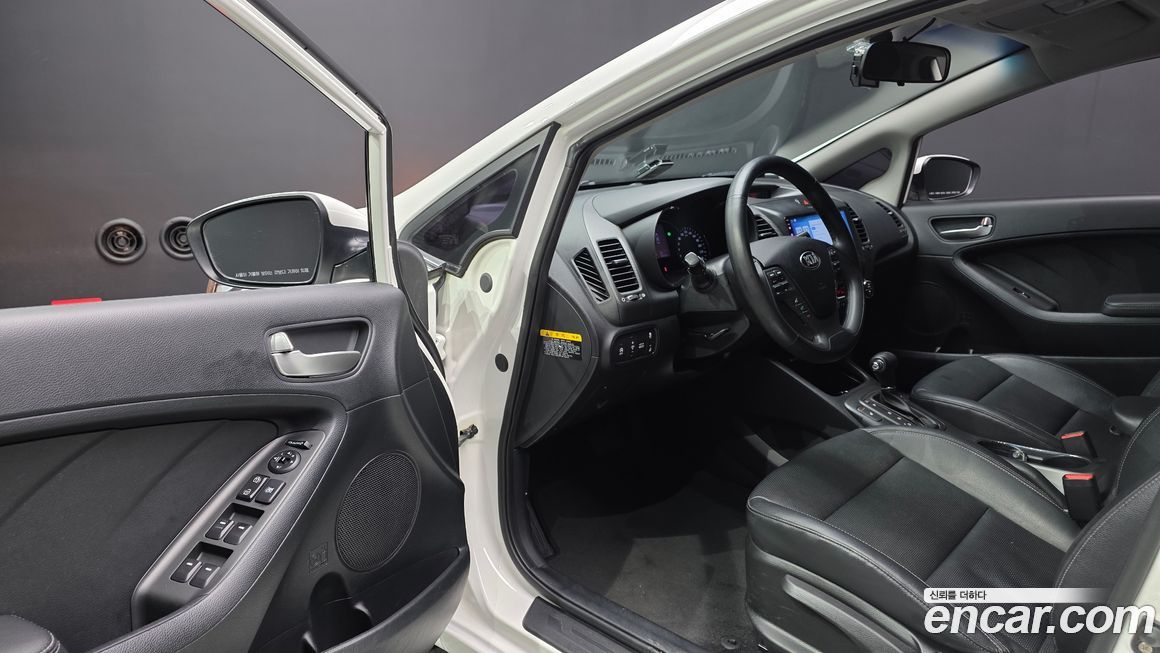 Kia K3 2015