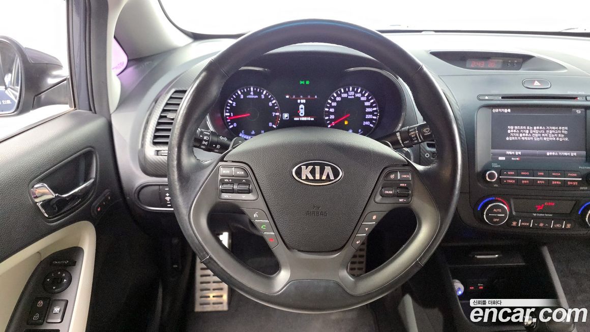 Kia K3 2013