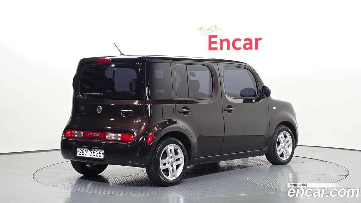 Nissan Cube 2011