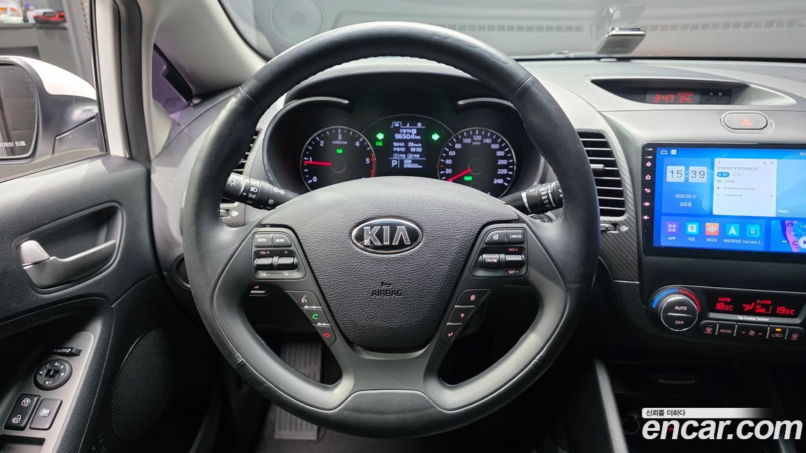 Kia K3 2015