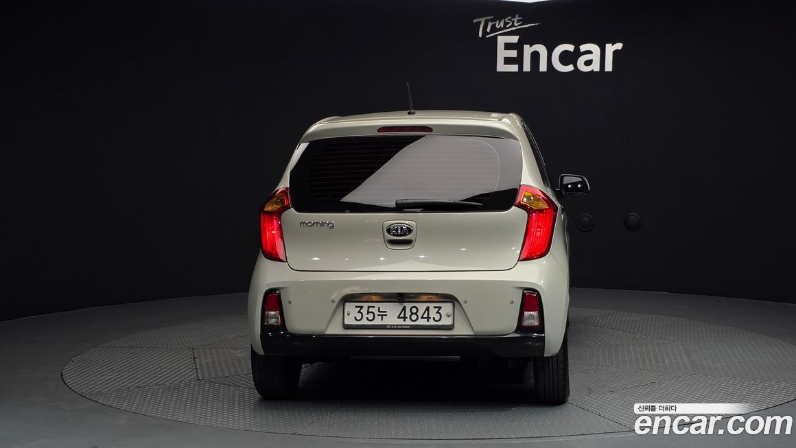 Kia morning 2016