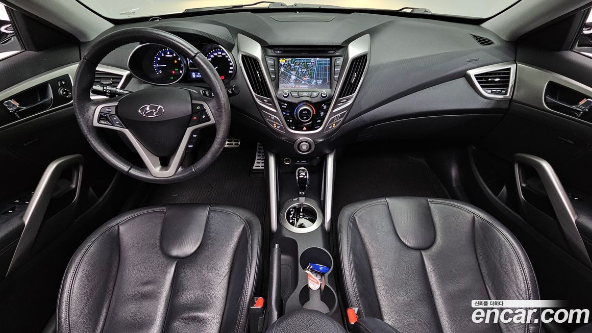 Hyundai Veloster 2012