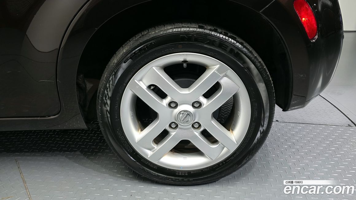 Nissan Cube 2011