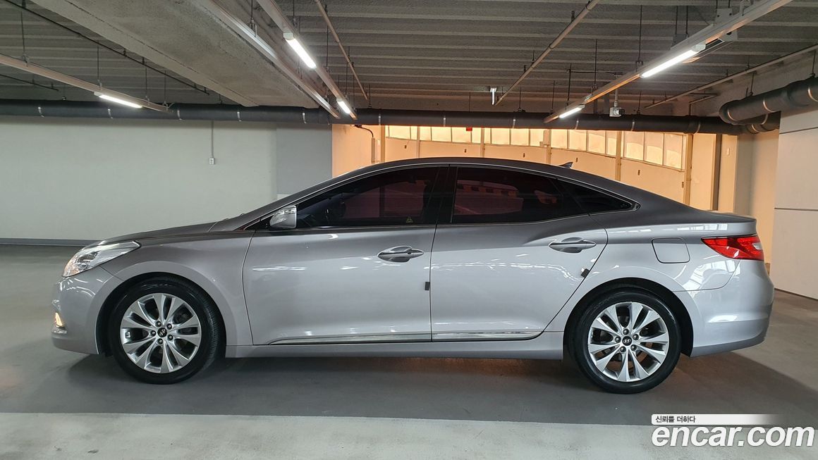 Hyundai Grandeur 2012