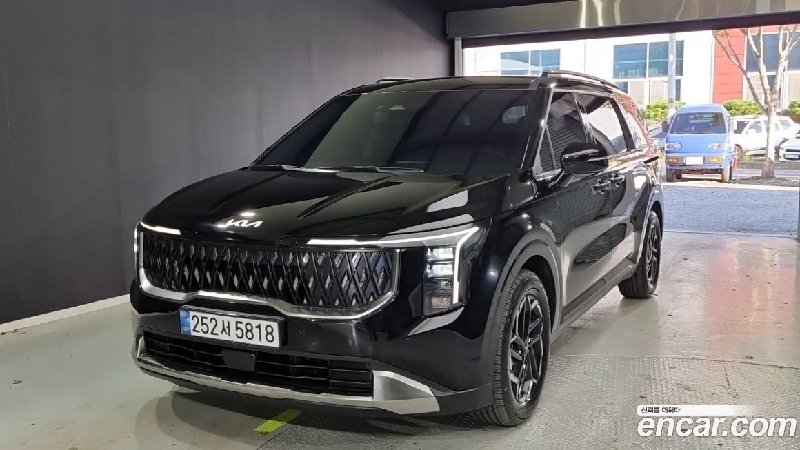 Kia Canival 2025
