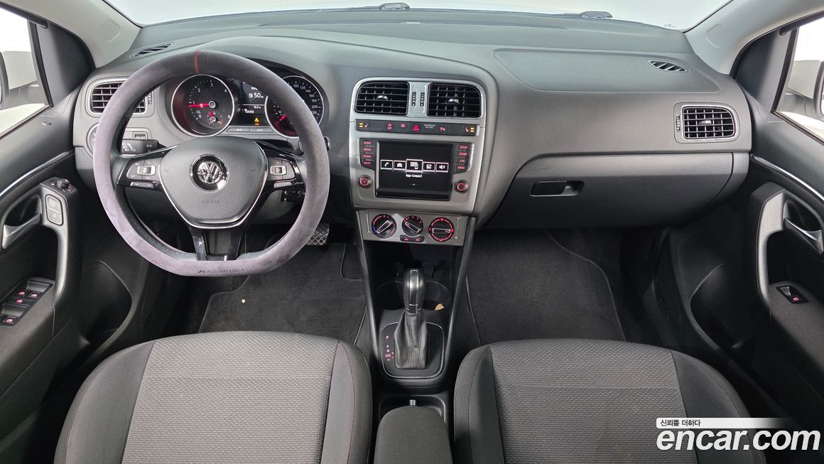 Volkswagen Polo 2016