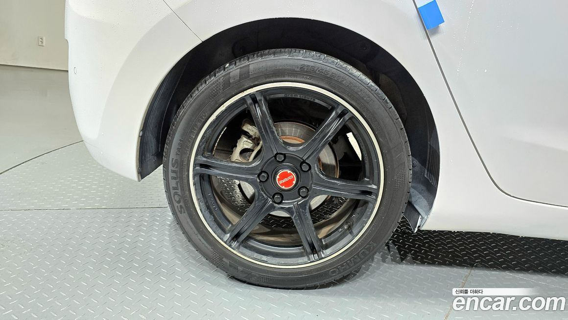 Hyundai i30 2014