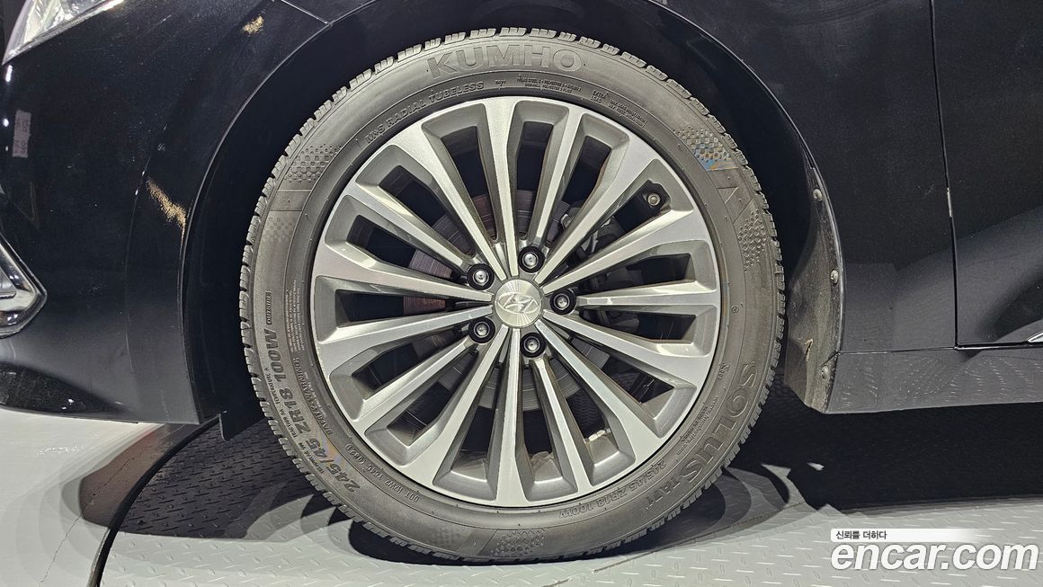 Hyundai Grandeur 2014