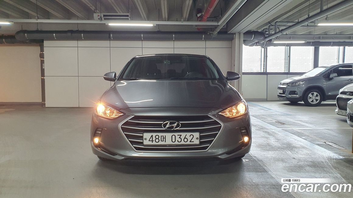 Hyundai AVANTE 2016