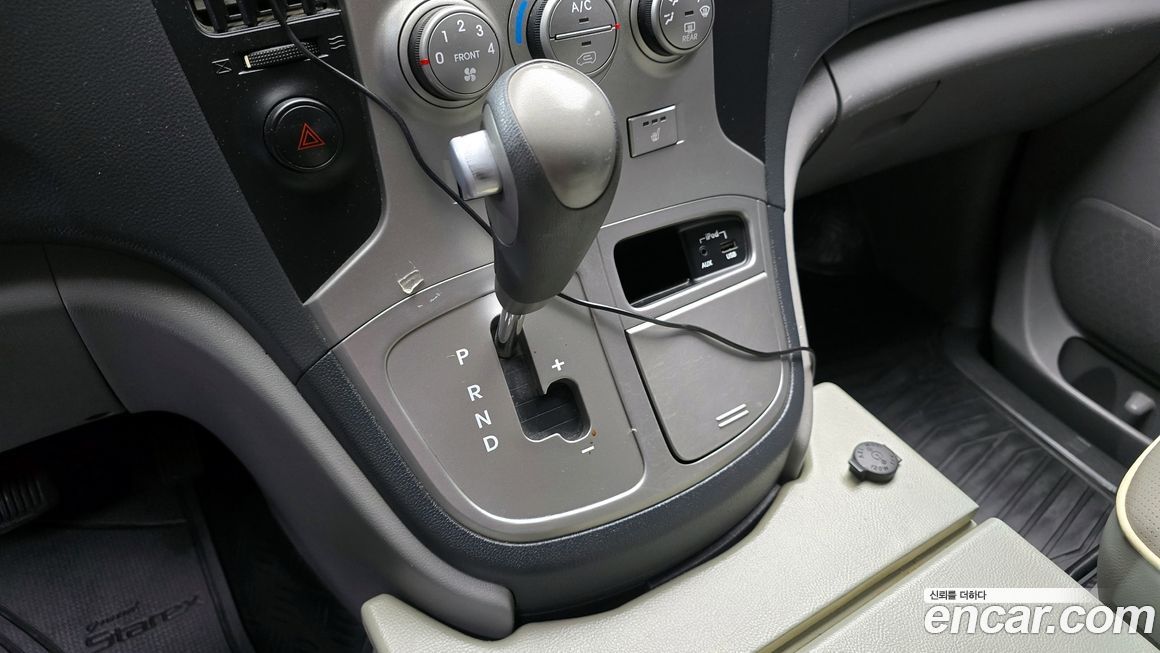 Hyundai Starex 2012