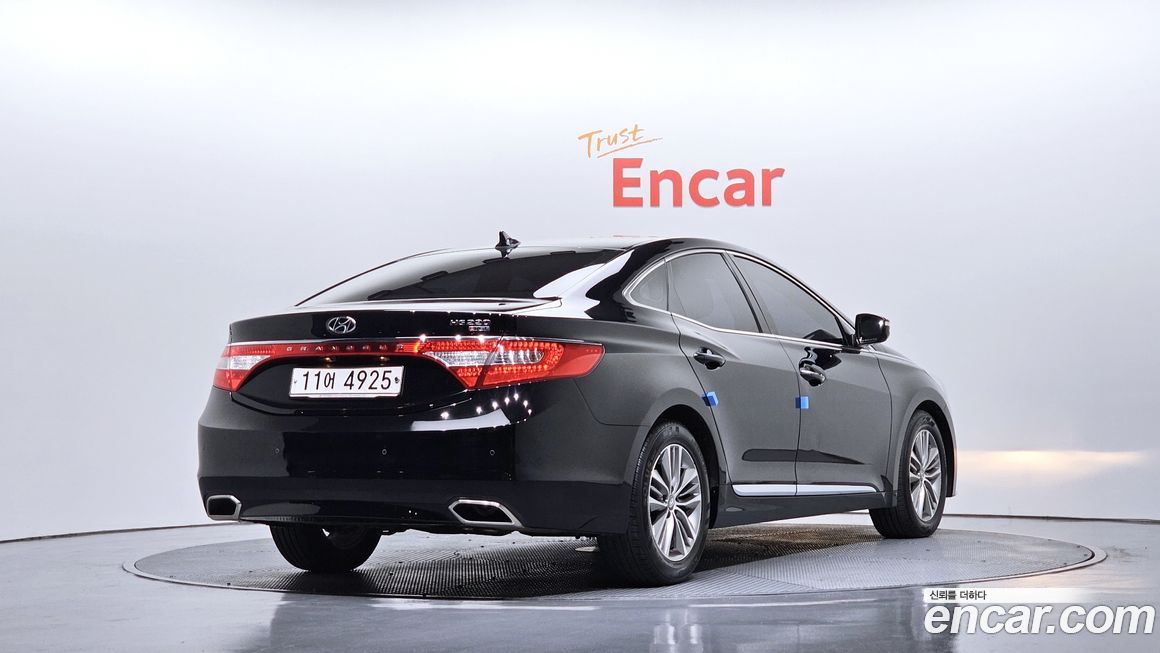 Hyundai Grandeur 2016