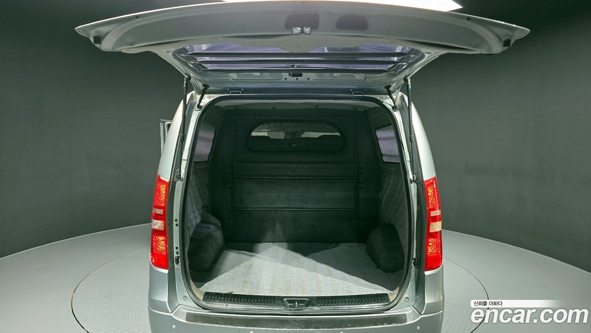 Hyundai Starex 2012