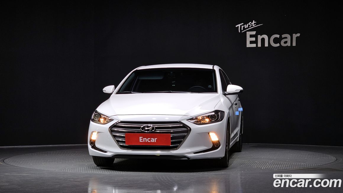 Hyundai AVANTE 2016
