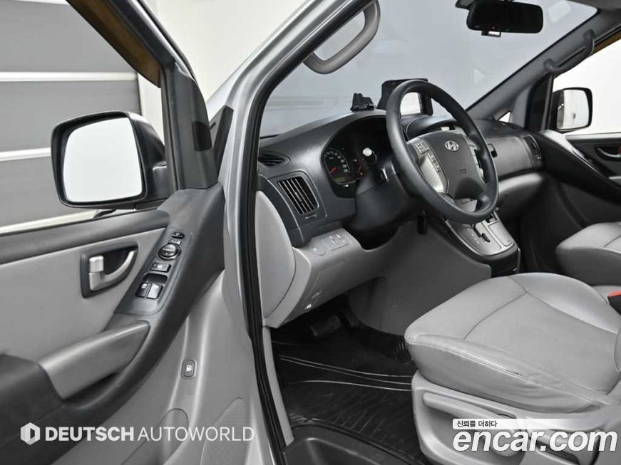 Hyundai Starex 2016