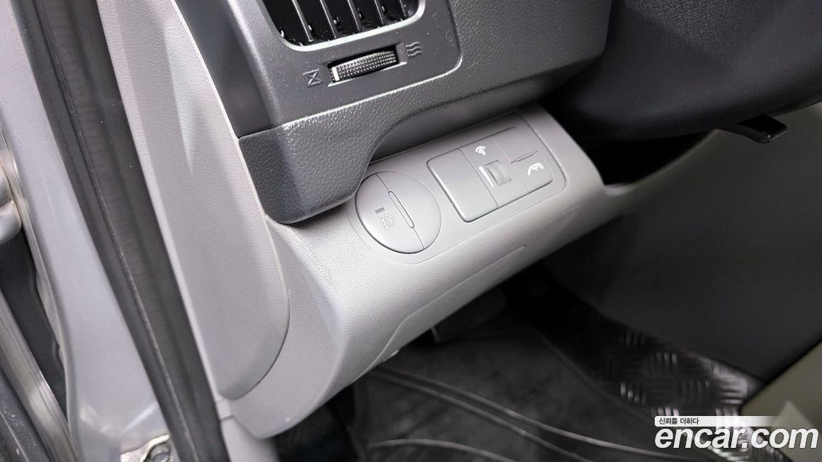 Hyundai Starex 2012