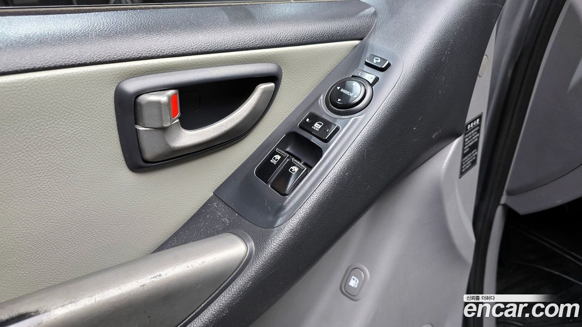 Hyundai Starex 2012