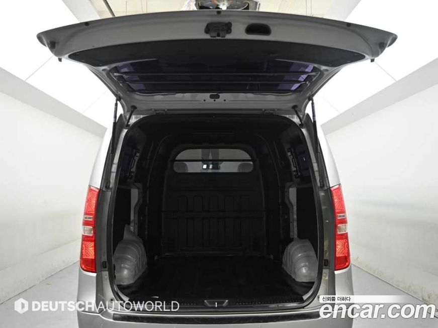 Hyundai Starex 2016