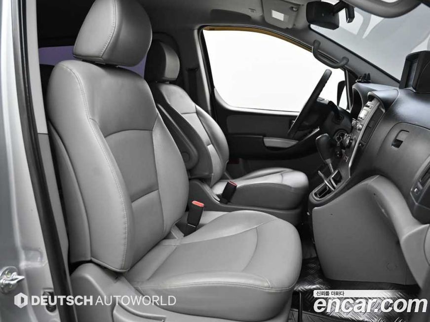 Hyundai Starex 2016