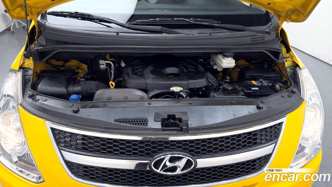 Hyundai Starex 2015