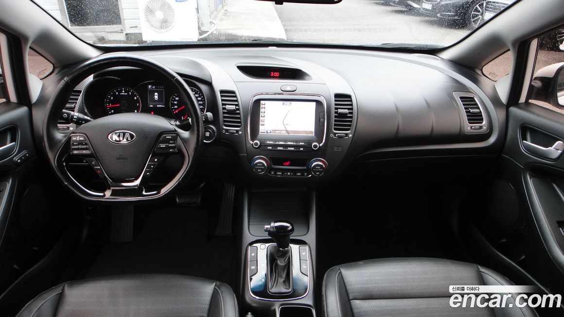 Kia K3 2016
