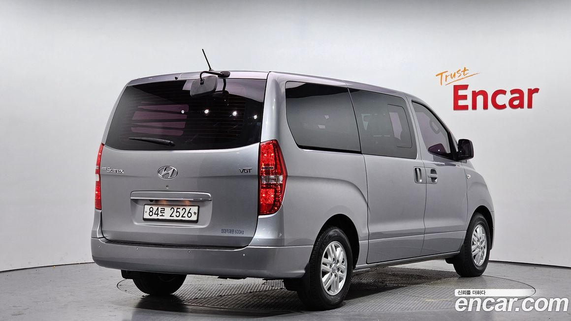 Hyundai Starex 2017