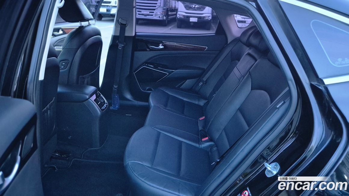 Kia K7 2016