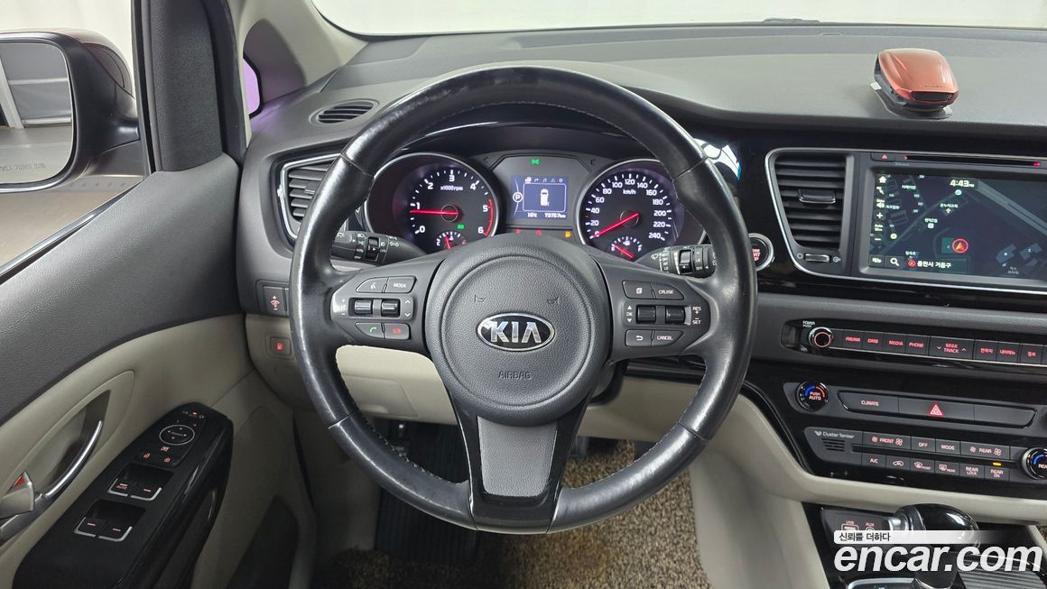 Kia Canival 2015