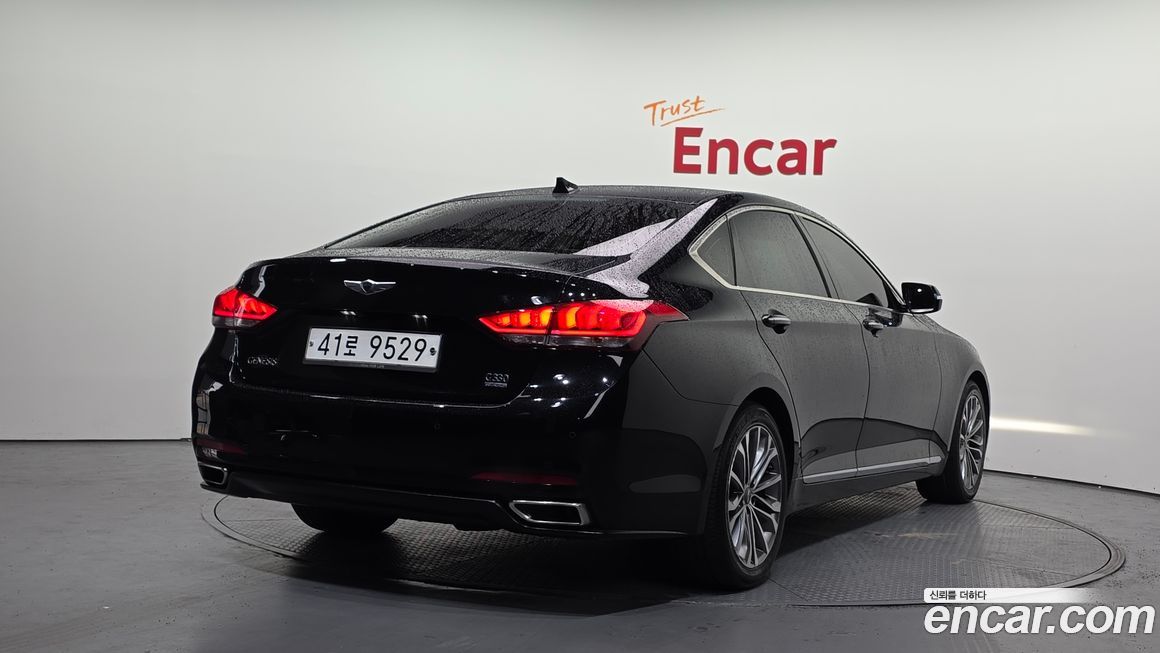 Hyundai Genesis 2014