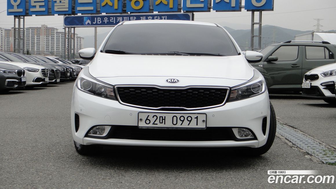 Kia K3 2016