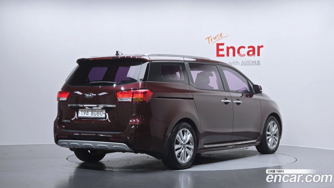 Kia Canival 2015