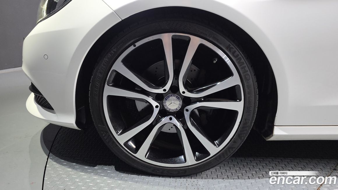 Mercedes-Benz E-Class 2015