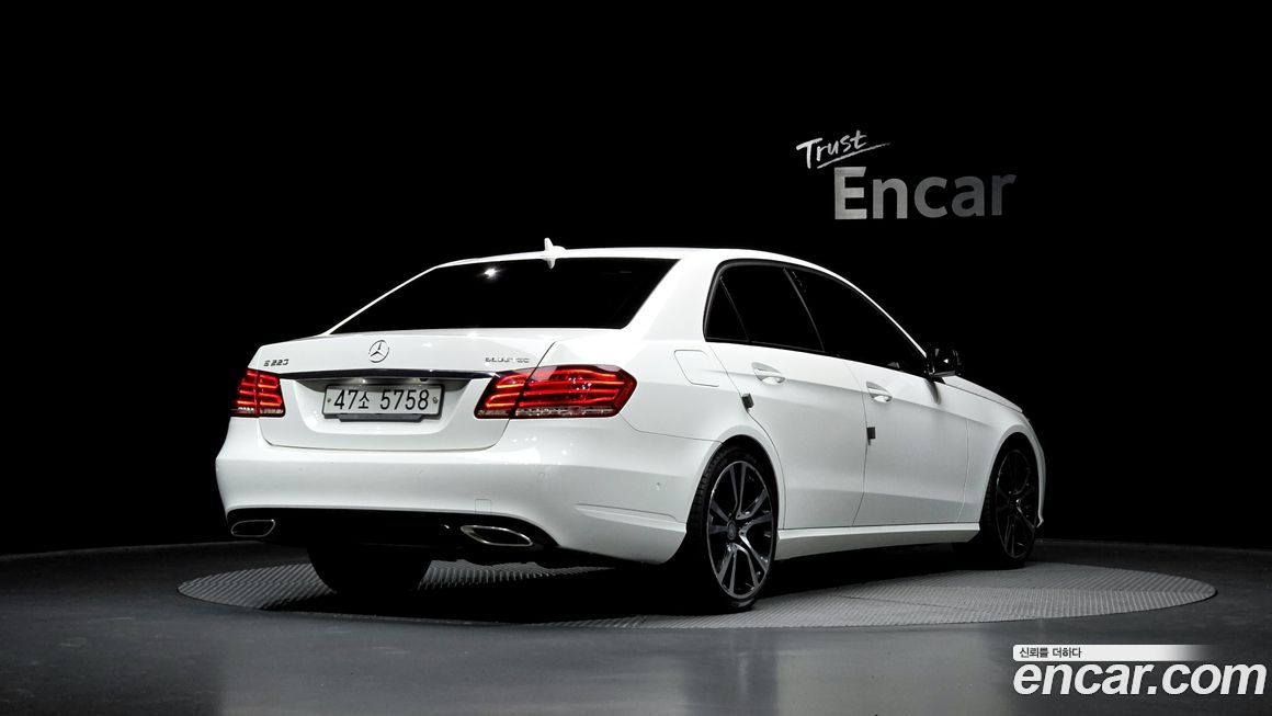 Mercedes-Benz E-Class 2015