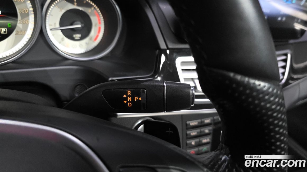 Mercedes-Benz E-Class 2015