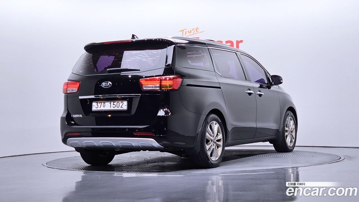 Kia Canival 2015