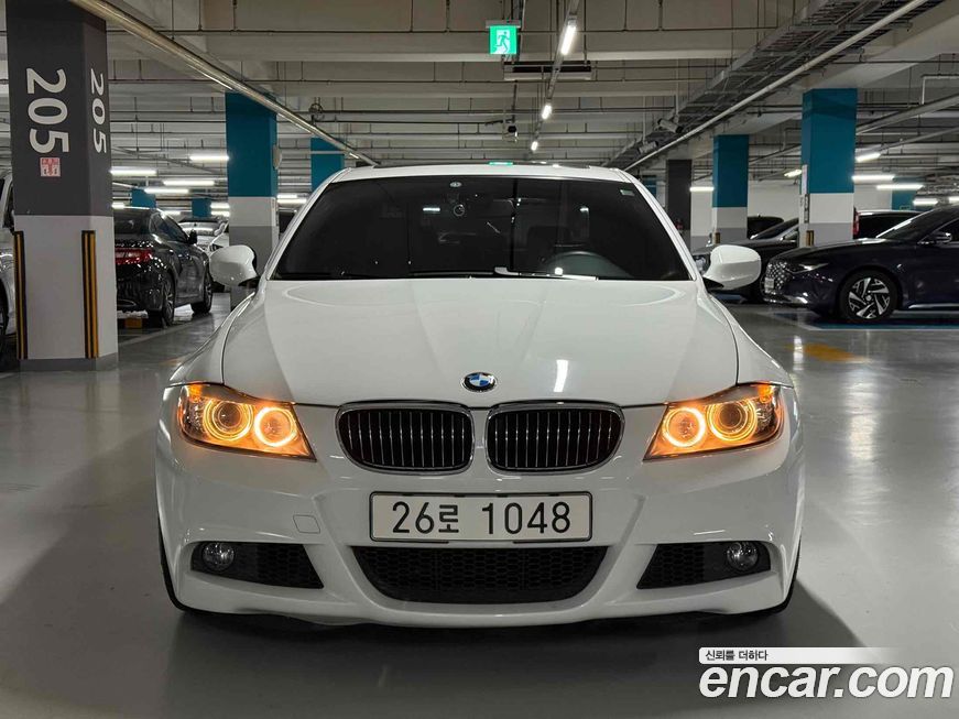 BMW 3-Series 2009